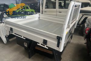 Tray Toyota Hilux 2024
